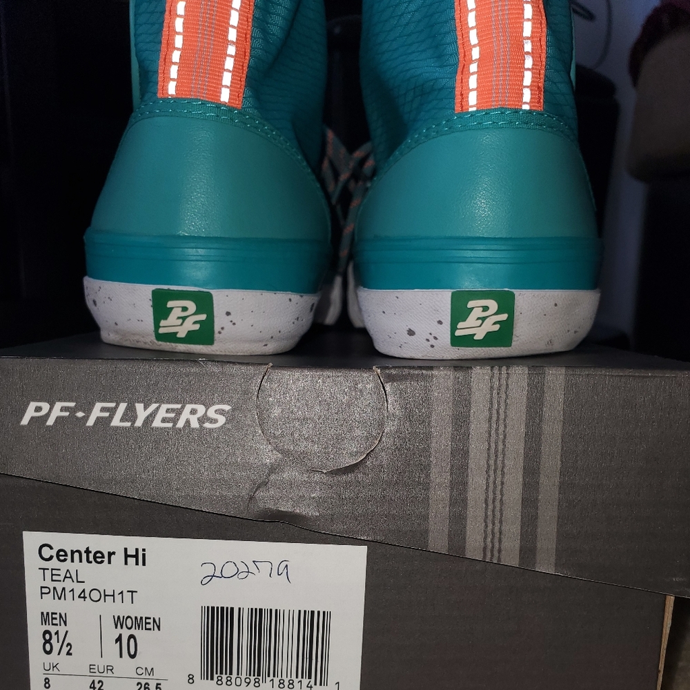 PF Flyers - Picture 4 of 4